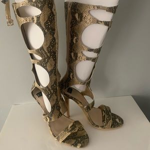 NEW NYLA Snake Print Knee High Sandal. Size 7.5.